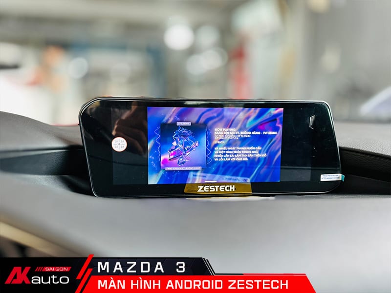 Màn Hình Zestech Mazda 3 mới nhất có thiết kế dáng vát chéo