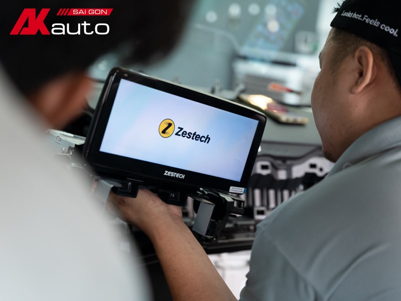 Lắp màn hình nguyên cụm Mazda tại AKauto