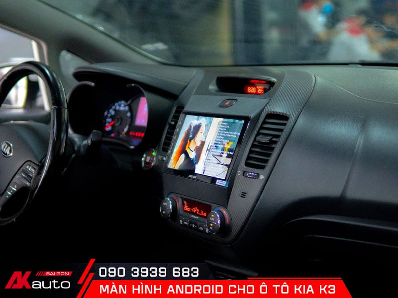 Một sản phẩm màn hình android cho ô tô Kia K3 được AKauto lắp đặt