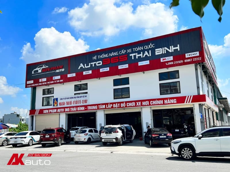 Auto365 chuyên dán phim cách nhiệt ô tô tại Thái Bình