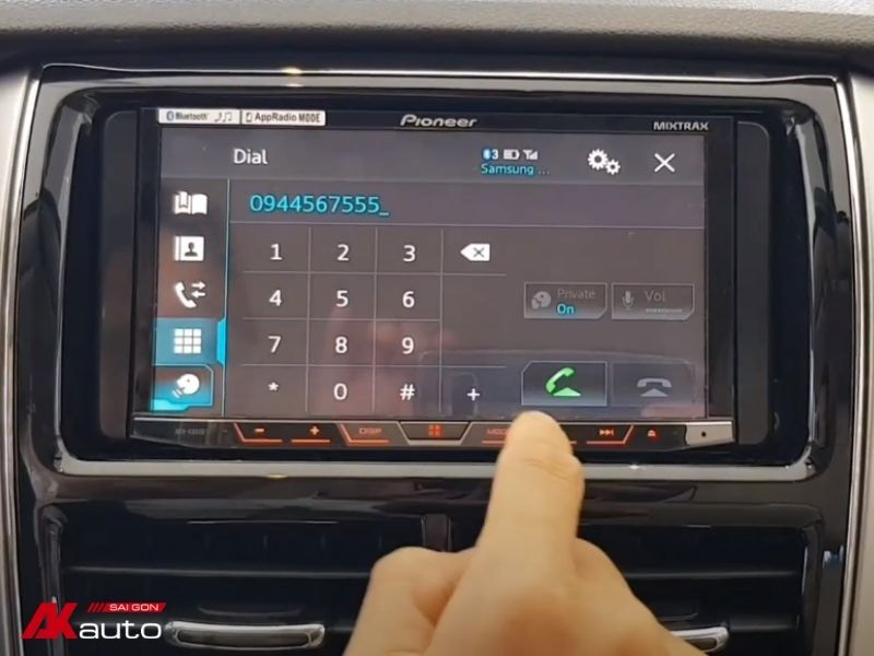 Thực hiện gọi điện trên màn hình android Pioneer