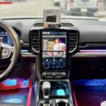 Giải trí đa dạng với Android Box ô tô Ford Everest